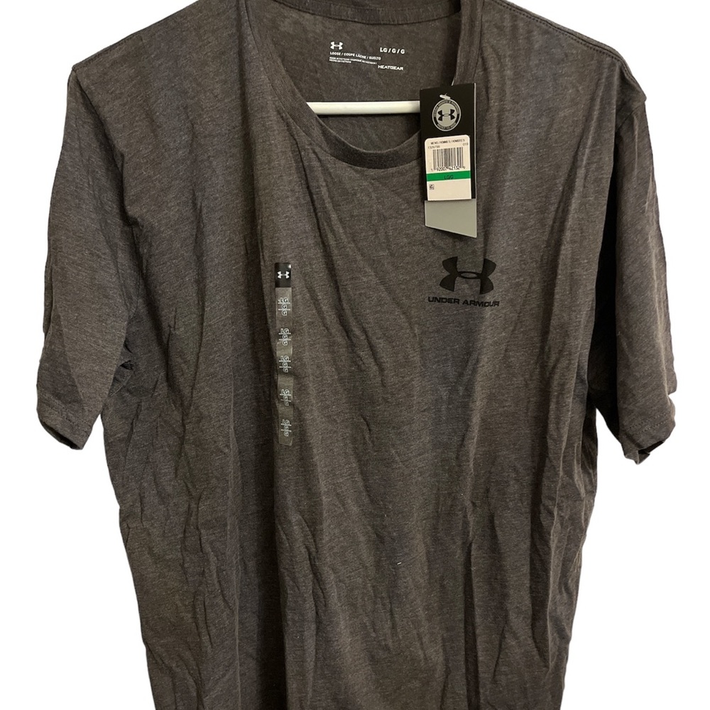 NWT UNDER ARMOUR HEATGEAR SHIRT 🔥🔥🔥🔥